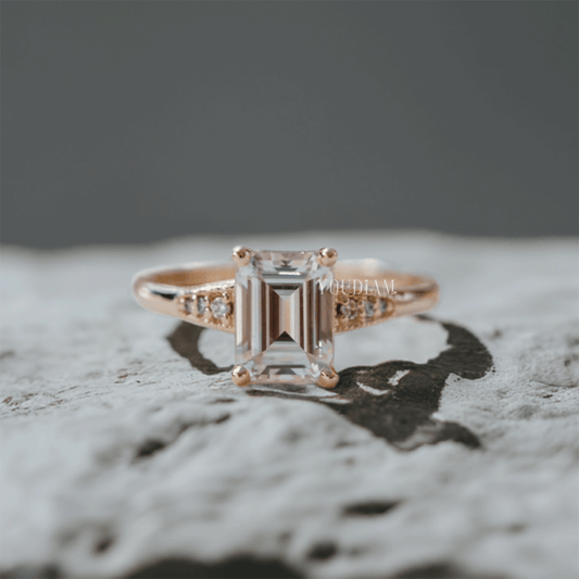 Antique Inspired Emerald Diamond Ring for your engagement or wedding