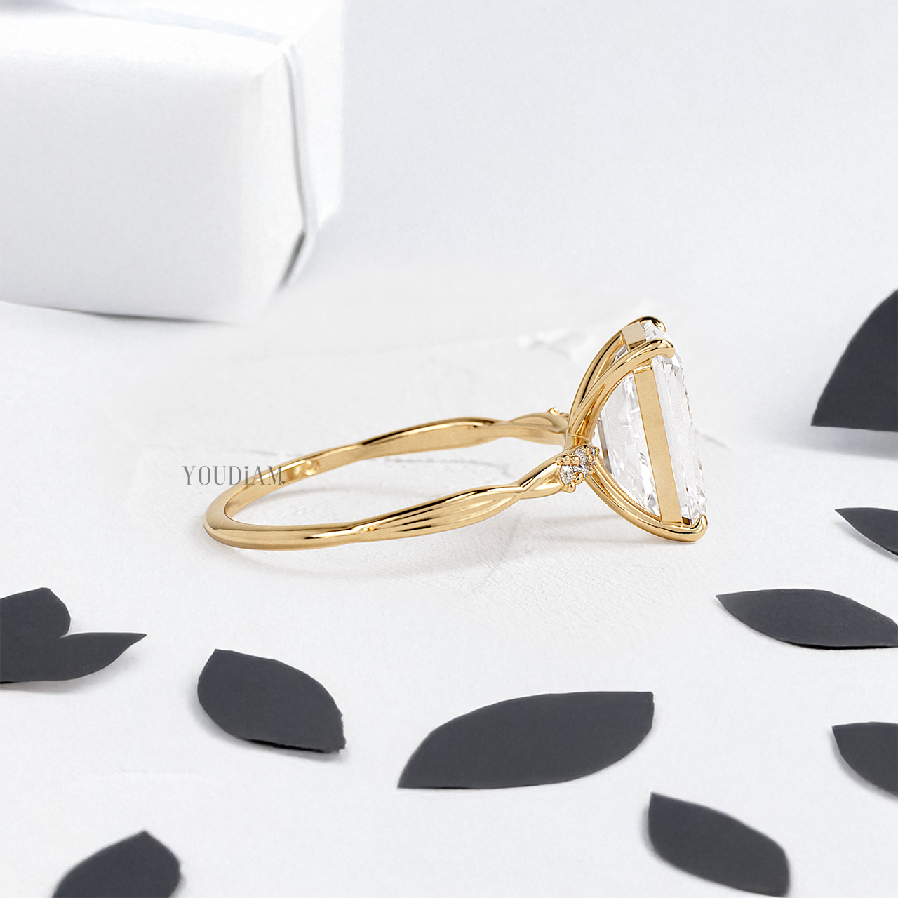 Emerald Lab Diamond on Twist Style Band Ring - YDJLR174