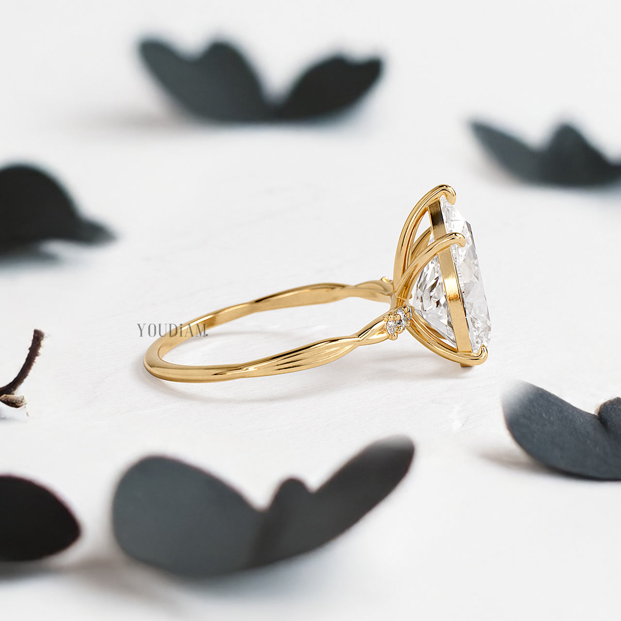 Pear Lab Diamond on Twist Style Band Ring - YDJLR185