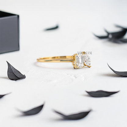 Toi Et Moi with Emerald and Marquise Diamonds Ring - YDJLR64