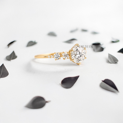 Round Lab Diamond in Six Prongs with Accented Diamond Ring - YDJLR19