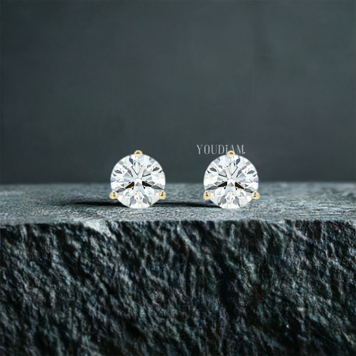 1-5ctw Round Cut Lab Diamond Studs Earrings - EUDER11