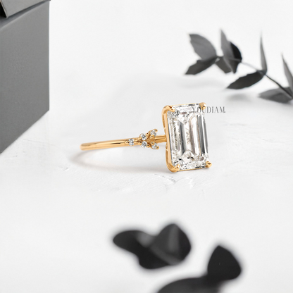 Emerald Lab Diamond with Accent Diamonds Ring - YDJLR26