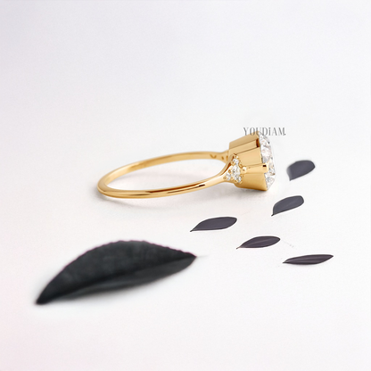 Round Lab Diamond in Closed Basket with Two Prongs Ring - YDJLR16