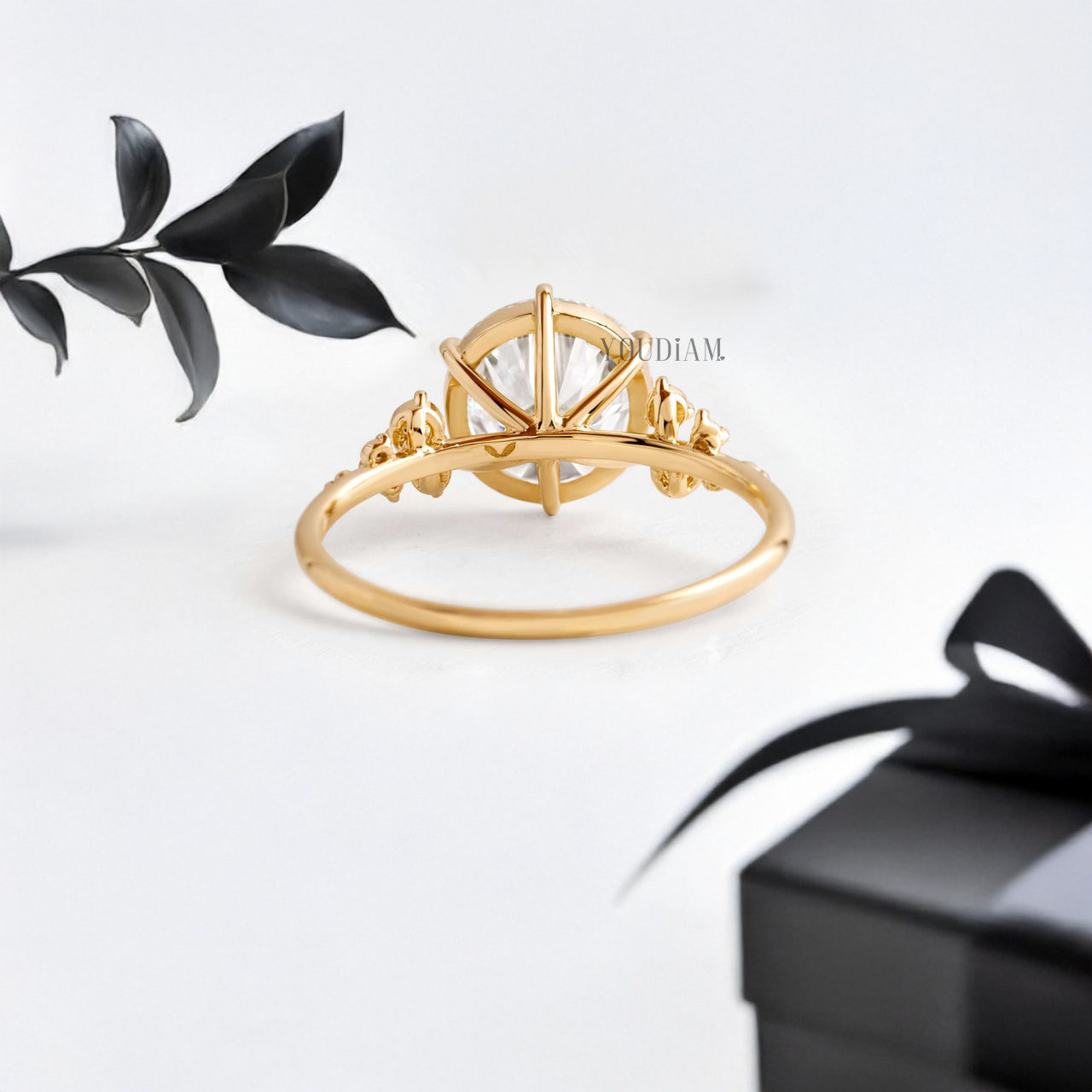 Round Lab Diamond with Accent Diamonds Ring - YDJLR01