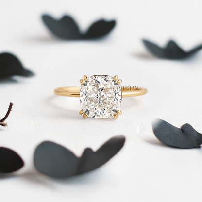 Cushion Lab Diamond in Four Double-Prongs Ring - YDJLR39