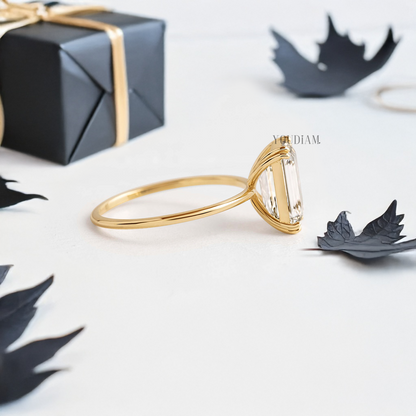 Emerald Lab Diamond in Four Double-Prongs Ring - YDJLR32