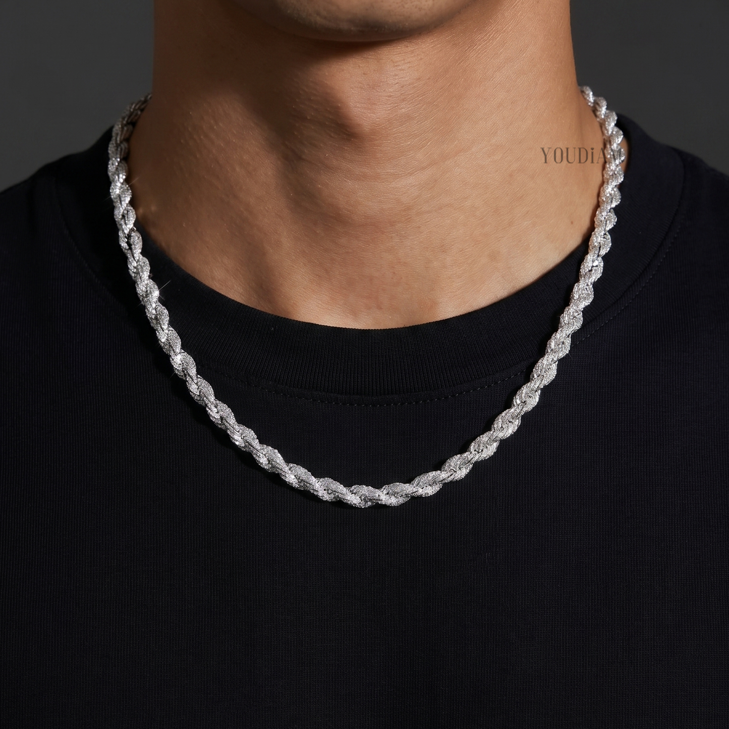 20 Karat Tenniskette mit abgestuften Diamanten aus 14 Karat Weißgold - UDJNL05