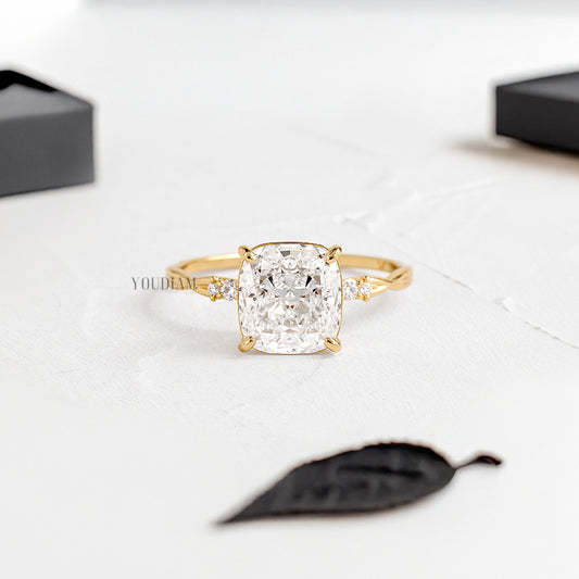 Cushion Lab Diamond on Twist Style Band Ring - YDJLR184