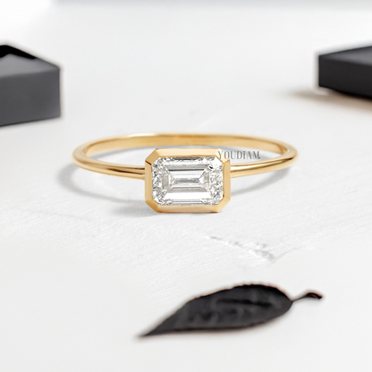 East-West Emerald Lab Diamond in Bezel Setting Ring - YDJLR108