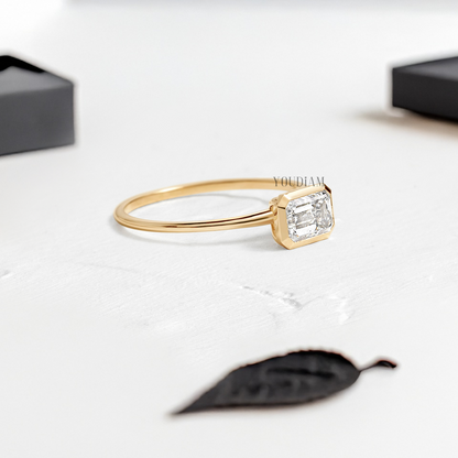 East-West Emerald Lab Diamond in Bezel Setting Ring - YDJLR108