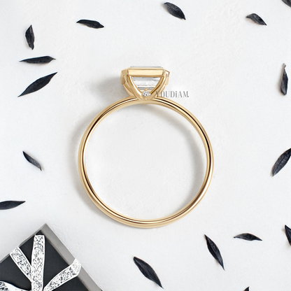 East-West Emerald Lab Diamond in Bezel Setting Ring - YDJLR108