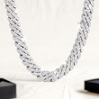 20 Karat Tenniskette mit abgestuften Diamanten aus 14 Karat Weißgold - UDJNL05