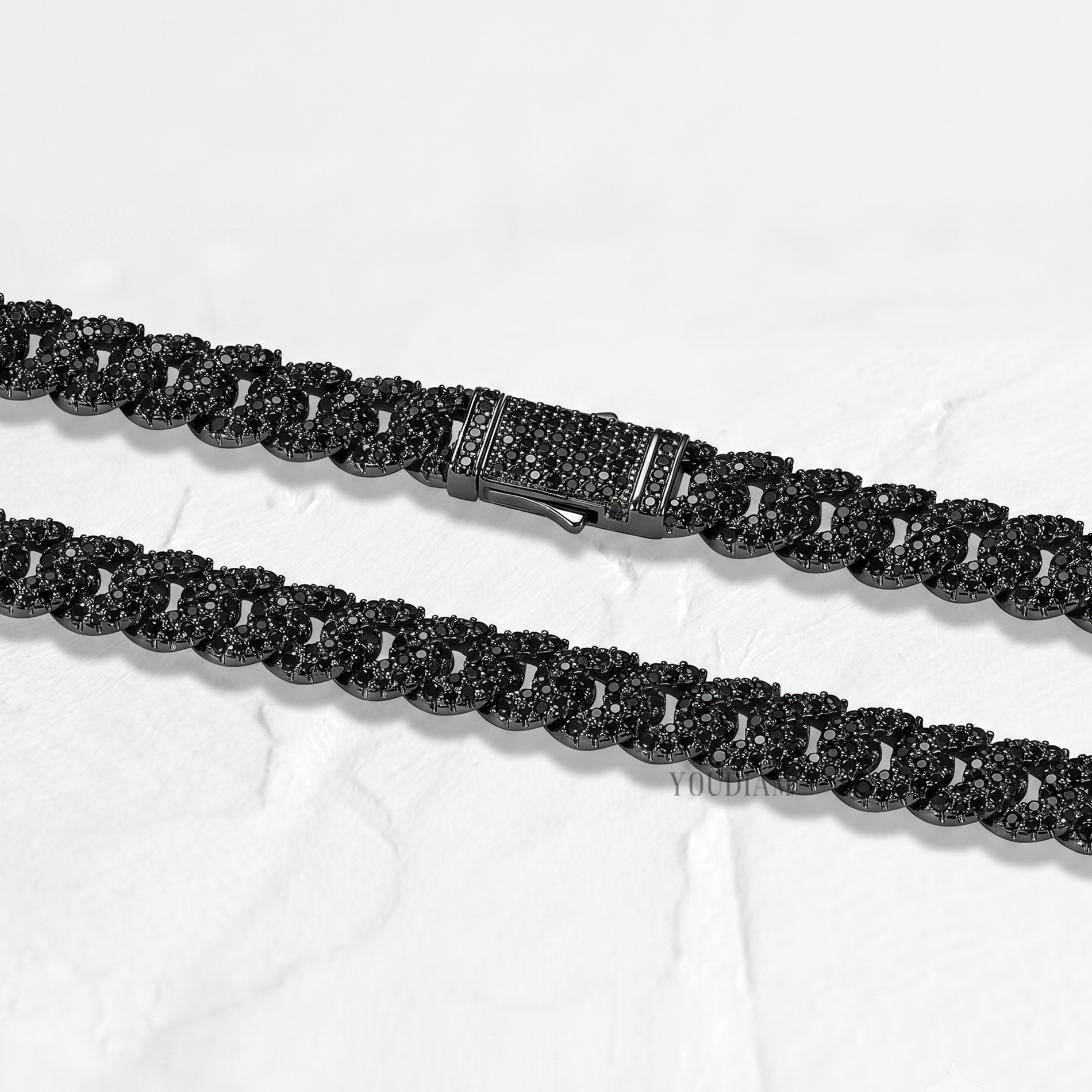 20 Karat Tenniskette mit abgestuften Diamanten aus 14 Karat Weißgold - UDJNL05