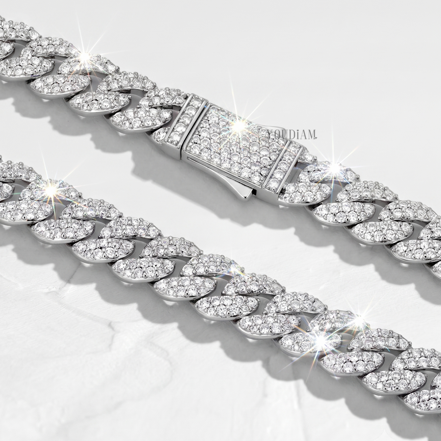 20 Karat Tenniskette mit abgestuften Diamanten aus 14 Karat Weißgold - UDJNL05