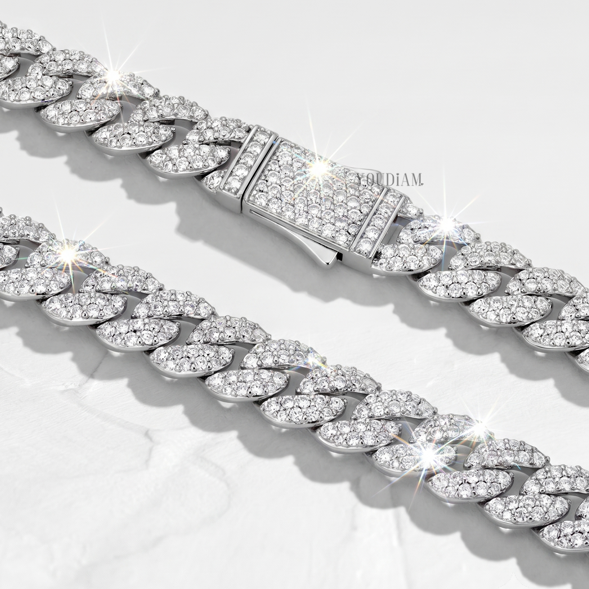 20 Karat Tenniskette mit abgestuften Diamanten aus 14 Karat Weißgold - UDJNL05