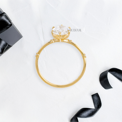 Oval Lab Diamond in Split and Thin Band Ring - YDJLR110