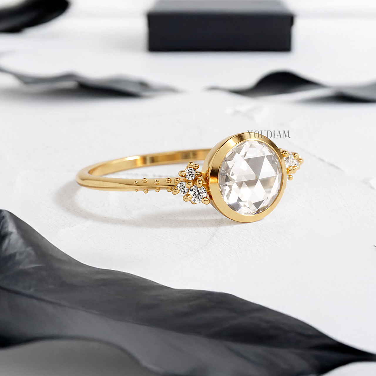 Rose Cut Round Lab Diamond in Bezel Setting with Side Diamonds on Razor Band Ring - YDJLR156