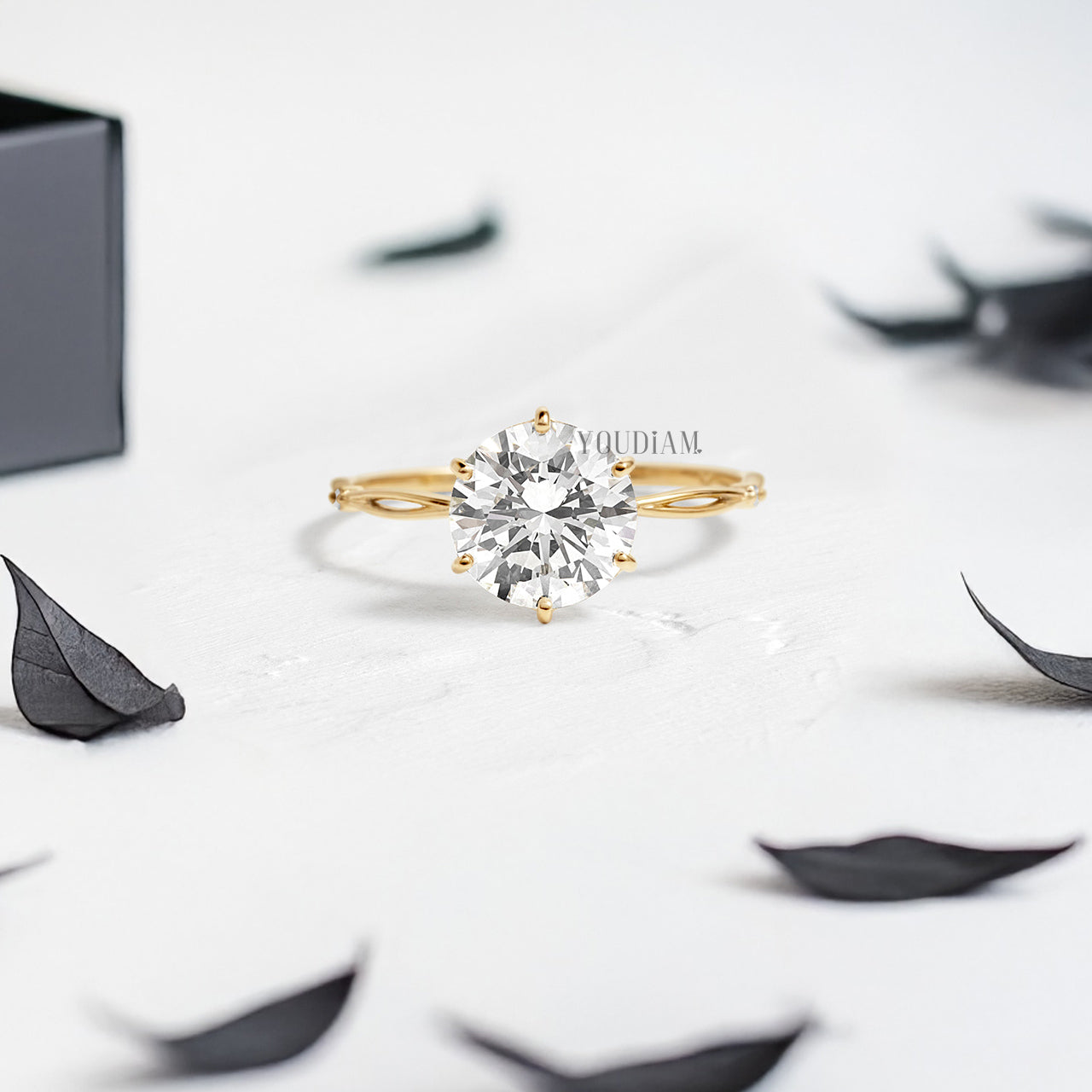 Round Lab Diamond in Split and Thin Band Ring - YDJLR104