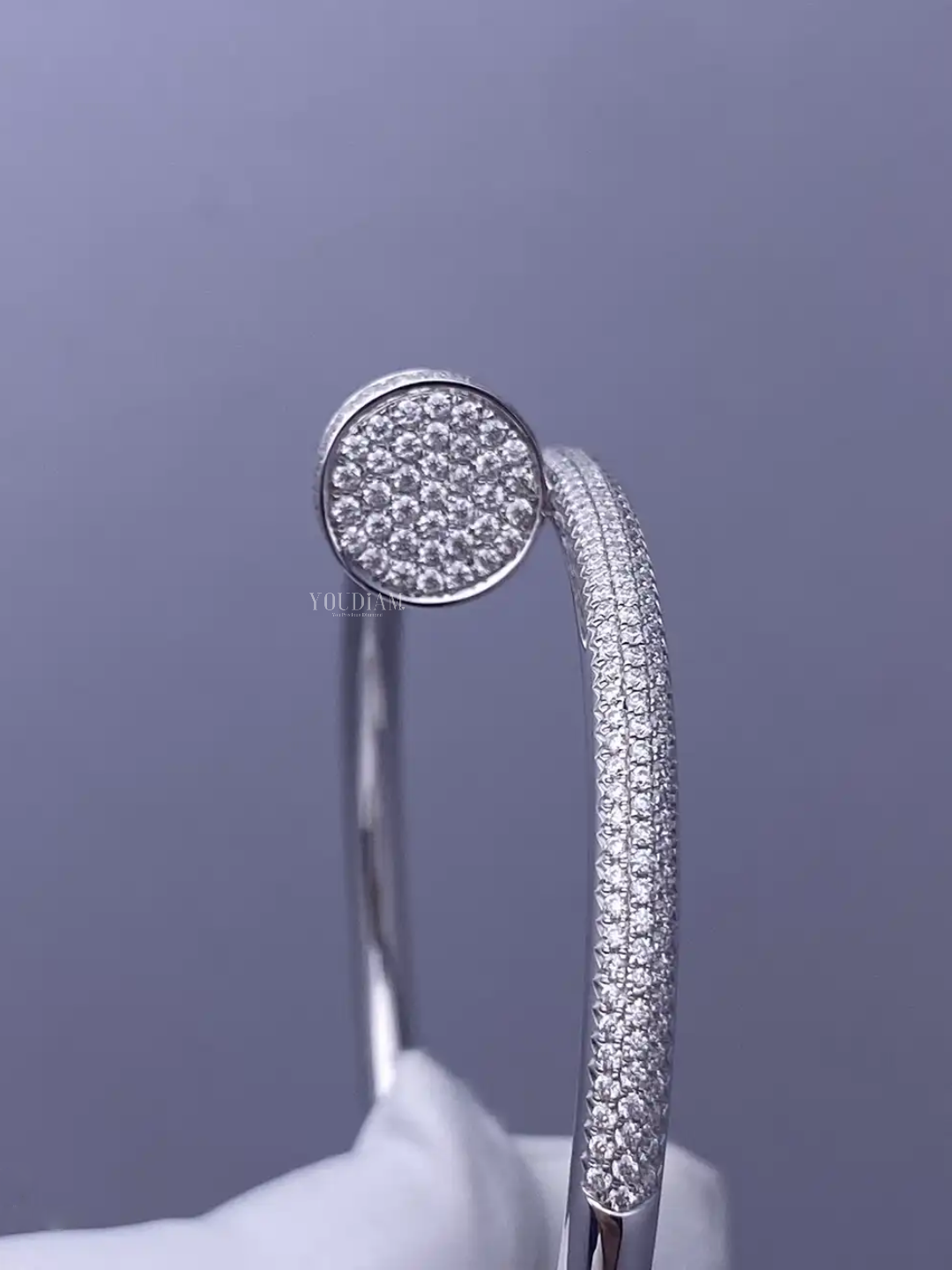 Trendy Bracelet, 18k Gold, Natural diamonds